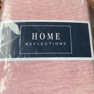 Home Reflections NIB twin pink jersey sheet set